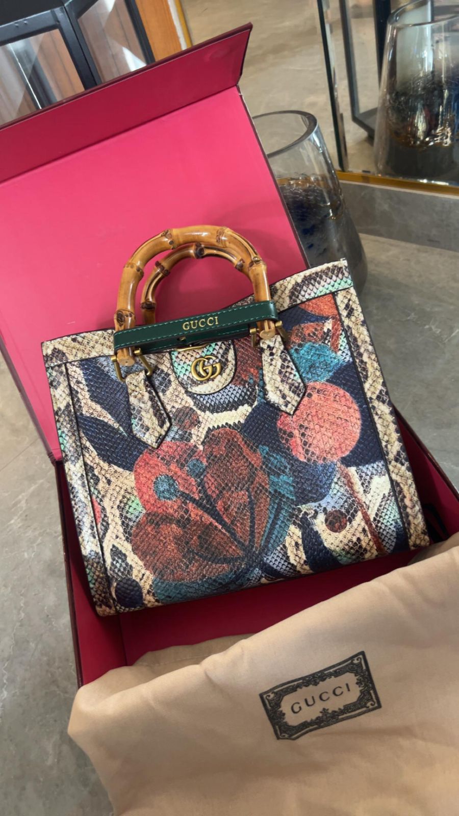 Gucci Diana Medium Snakeskin Floral Print Women's Tote Bag with Bamboo Handles - Image 3