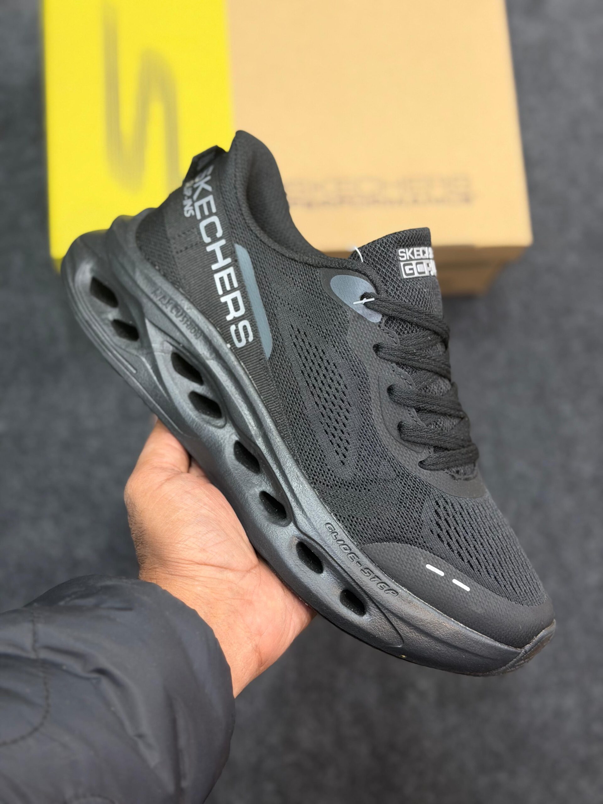 Skechers GO RUN Supersonic Max Men's Shoes