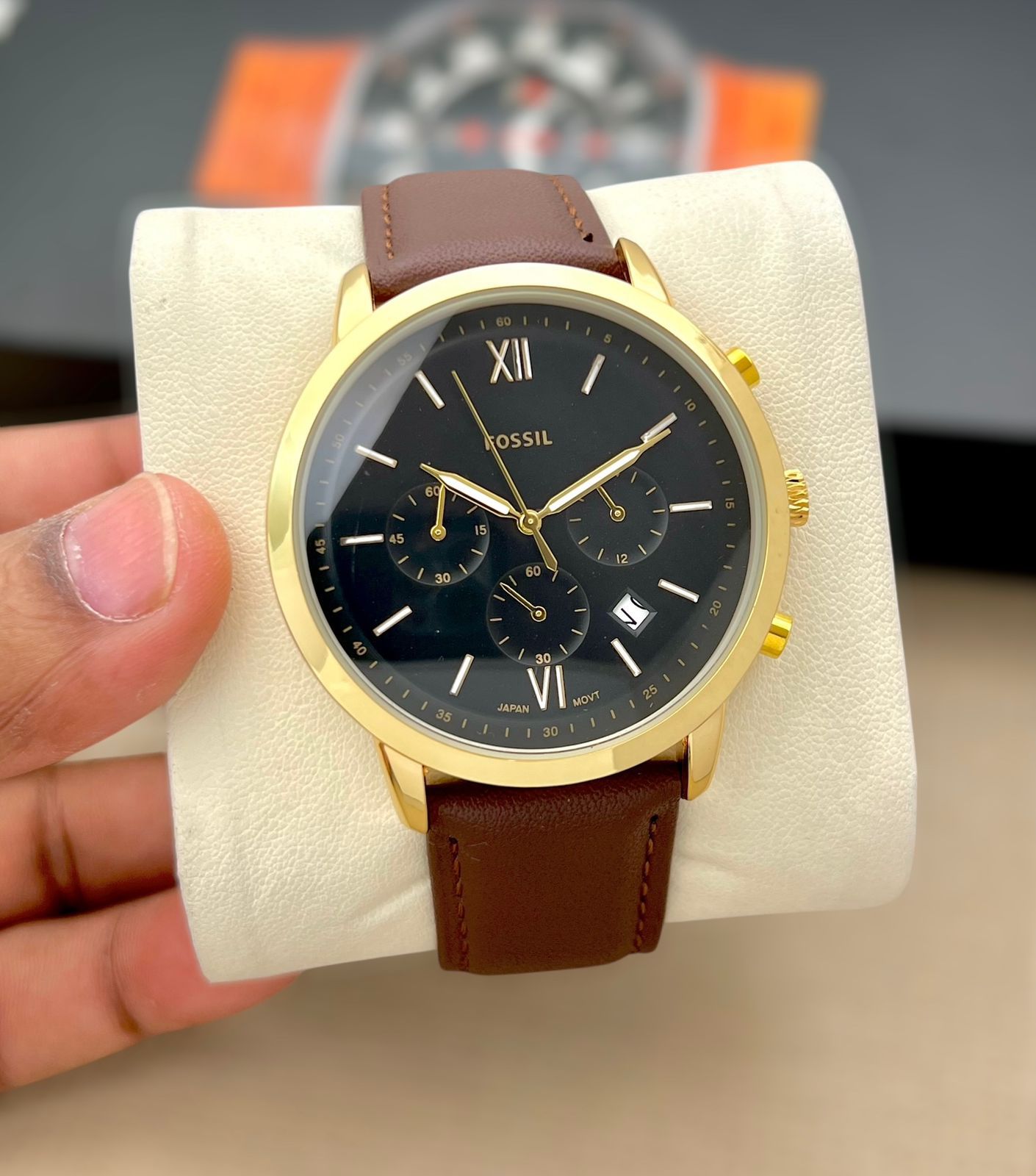 Fossil Neutra Chronograph 43mm Water Resistance Quartz Movement Men's Watch - Image 3