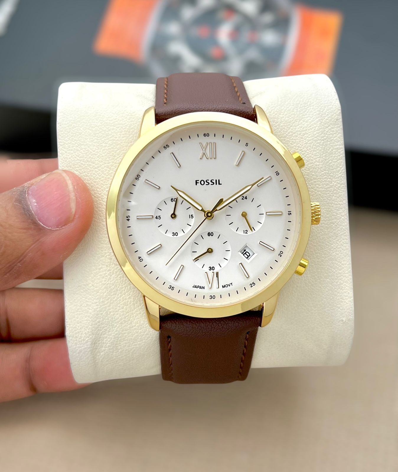 Fossil Neutra Chronograph 43mm Water Resistance Quartz Movement Men's Watch - Image 5