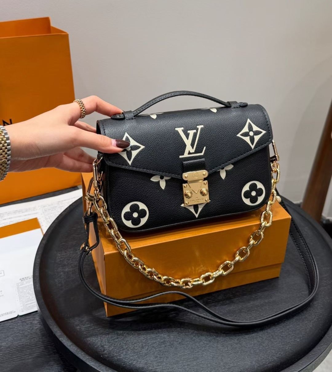 Louis Vuitton Pochette Métis East West Women's Handbag - Image 2