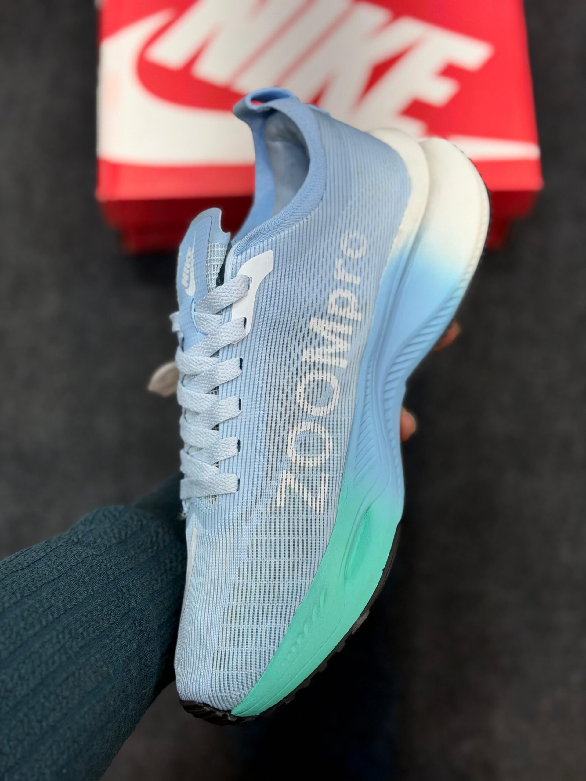 Nike Zoom Pro Men’s Lightweight Performance Running Shoes - Image 4