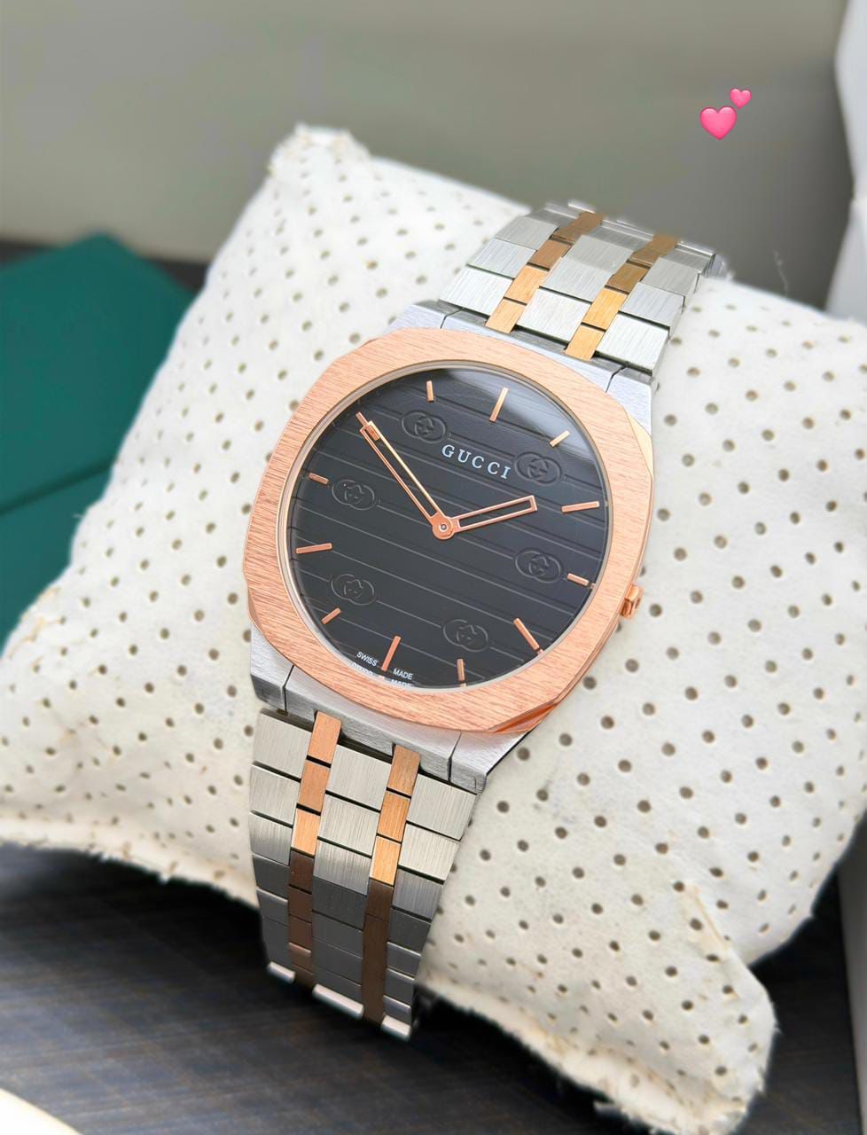 Gucci 25H Two-Tone Swiss Made Stainless Steel Quartz Movement Men's Watch - Image 3