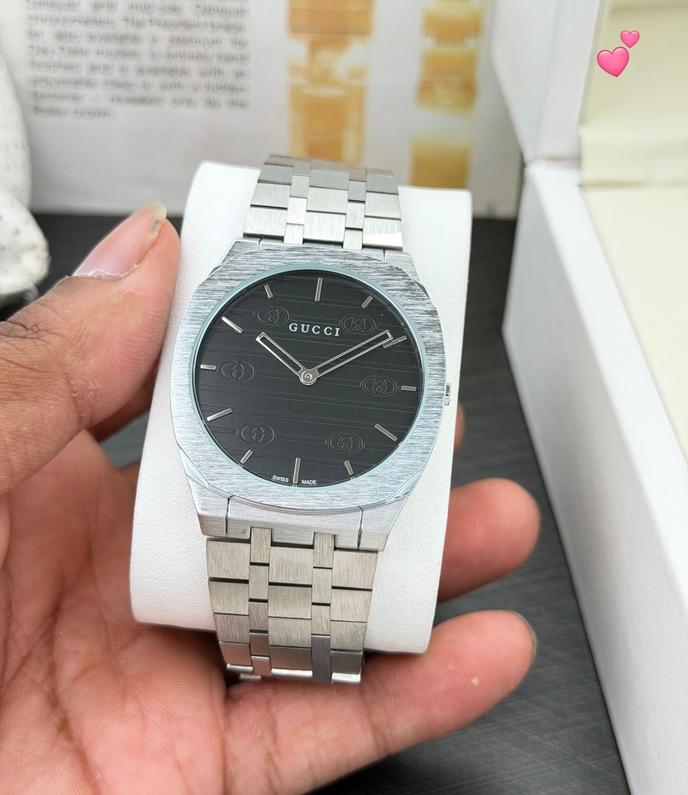 Gucci 25H Two-Tone Swiss Made Stainless Steel Quartz Movement Men's Watch - Image 7