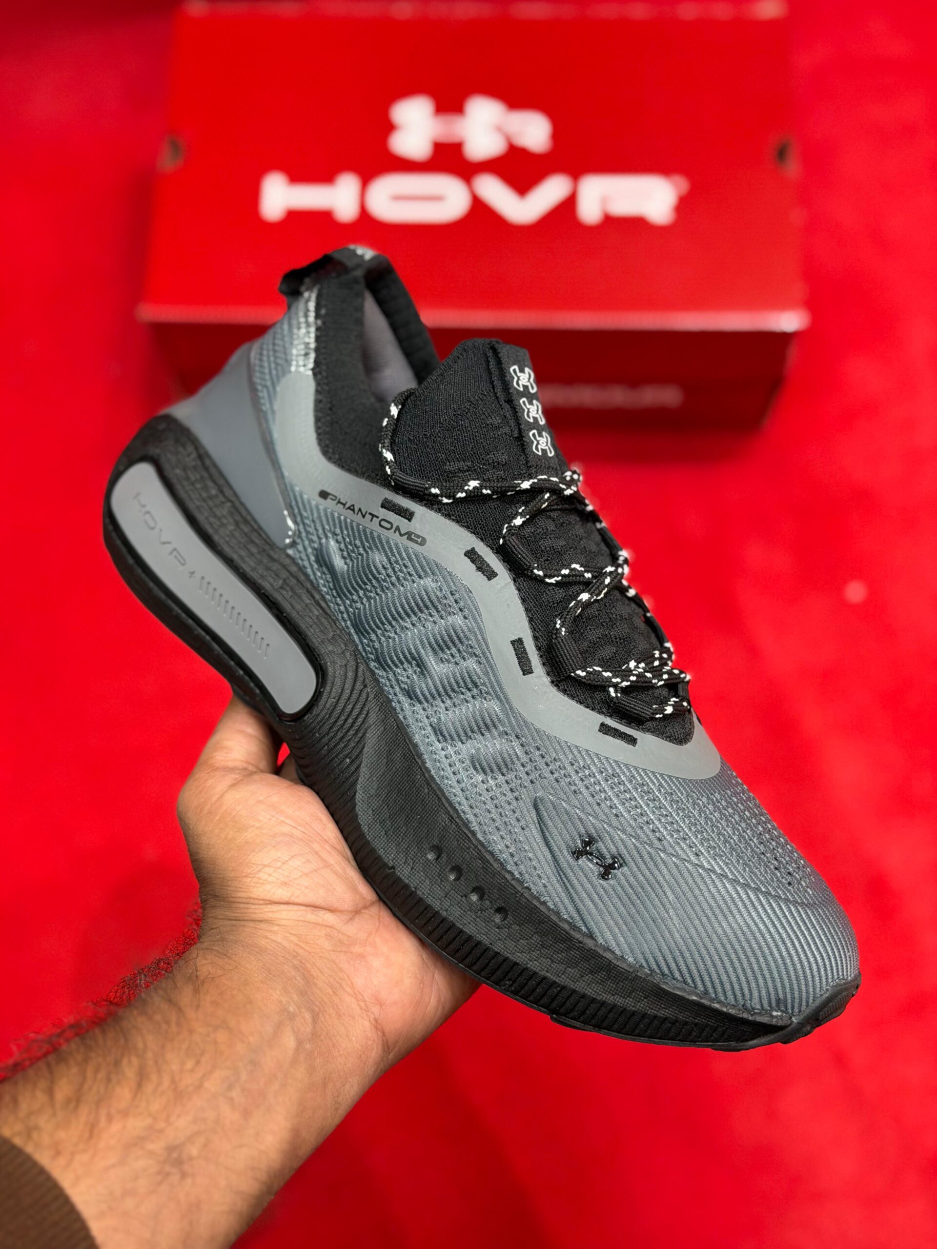 Under Armour Phantom 5 Men's Shoes - Image 2