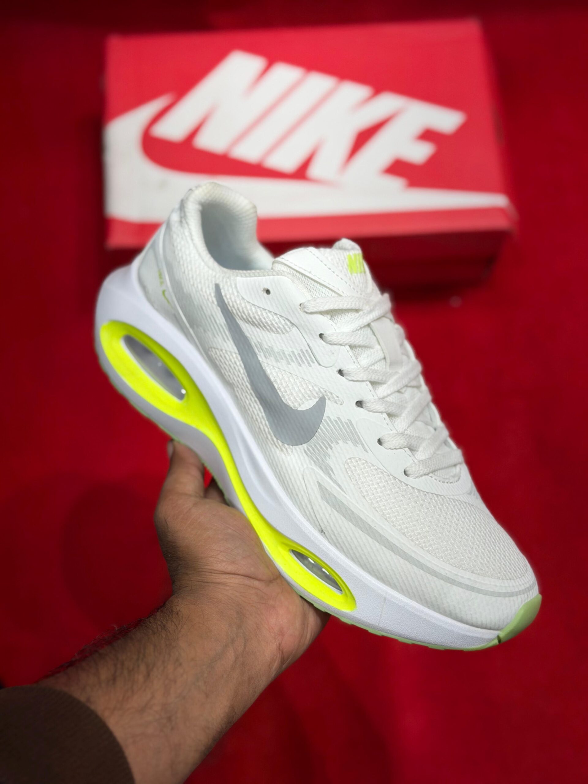 Nike runner tube. 26 Men's Shoes - Image 3