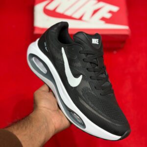 Nike runner tube. 26 Men's Shoes