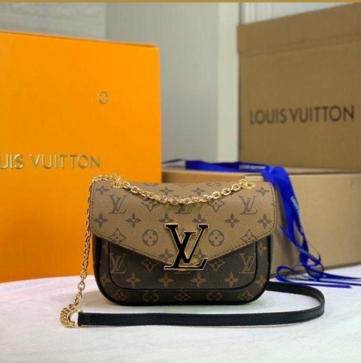 Louis Vuitton Passy Monogram Chain Shoulder Bag For Women - Image 3