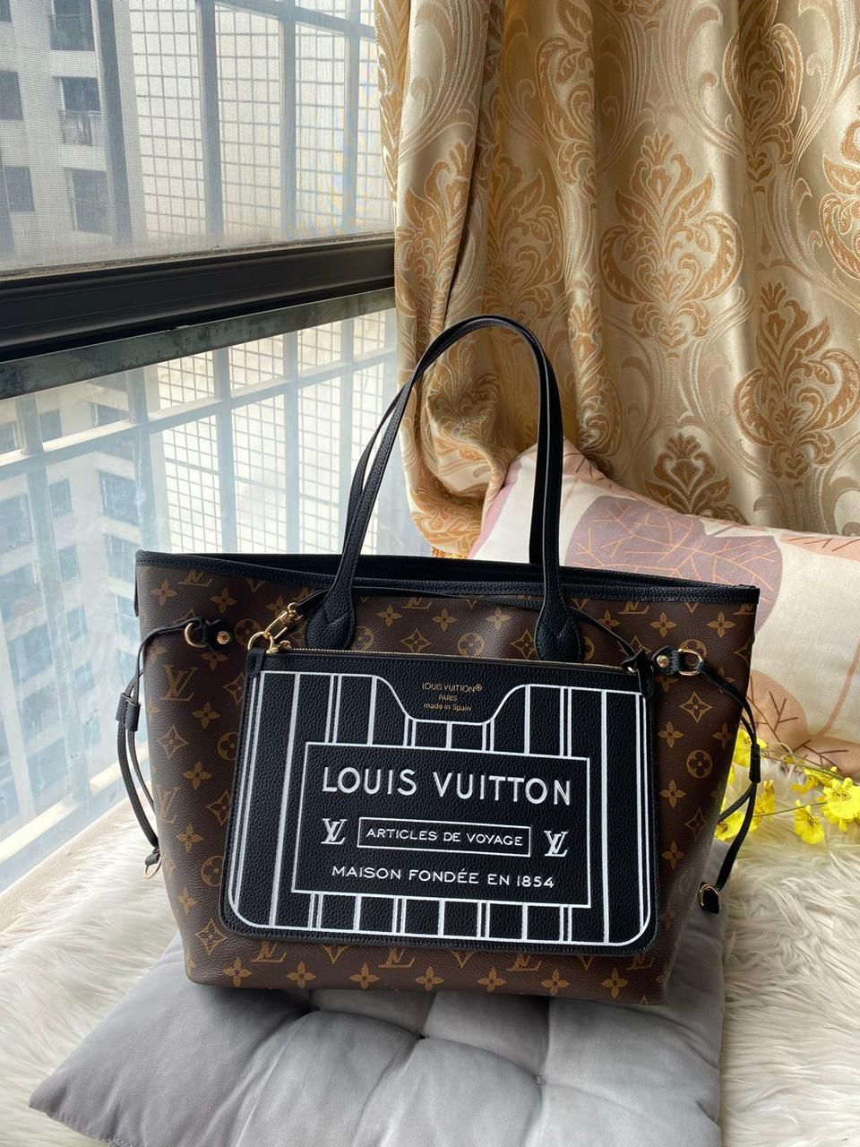 Louis Vuitton Neverfull Inside Out MM Reversible Monogram & Leather Women's Tote Bag