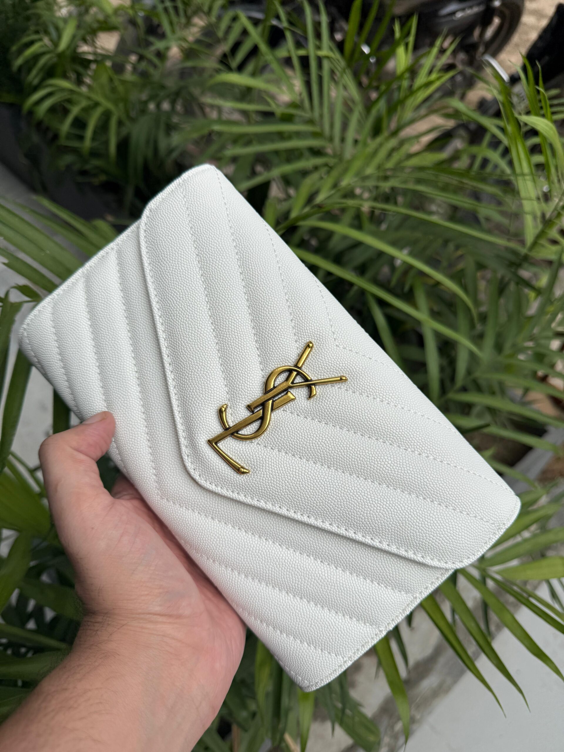 Saint Laurent Cassandre Matelassé Flap Pouch Ladies handbag - Image 3