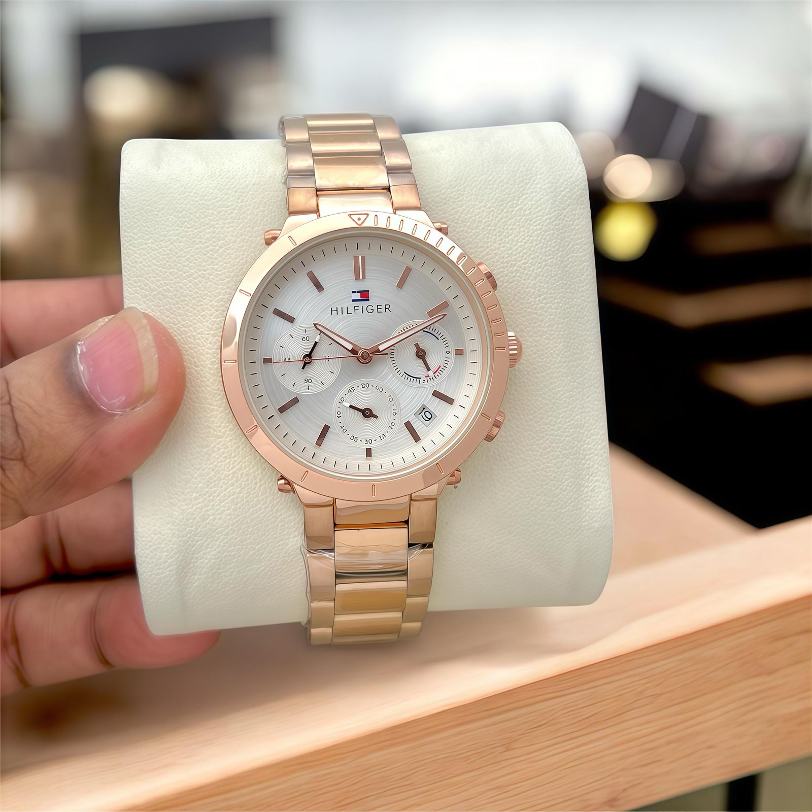 Tommy Hilfiger Emery Multifunction Quartz Movement Women's Watch - Image 7