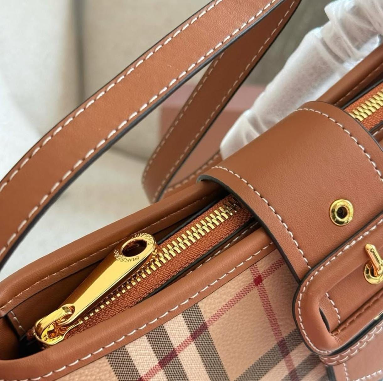 Burberry Vintage Check Canvas & Leather Small Baguette Sling Shoulder Bag For Women - Image 3