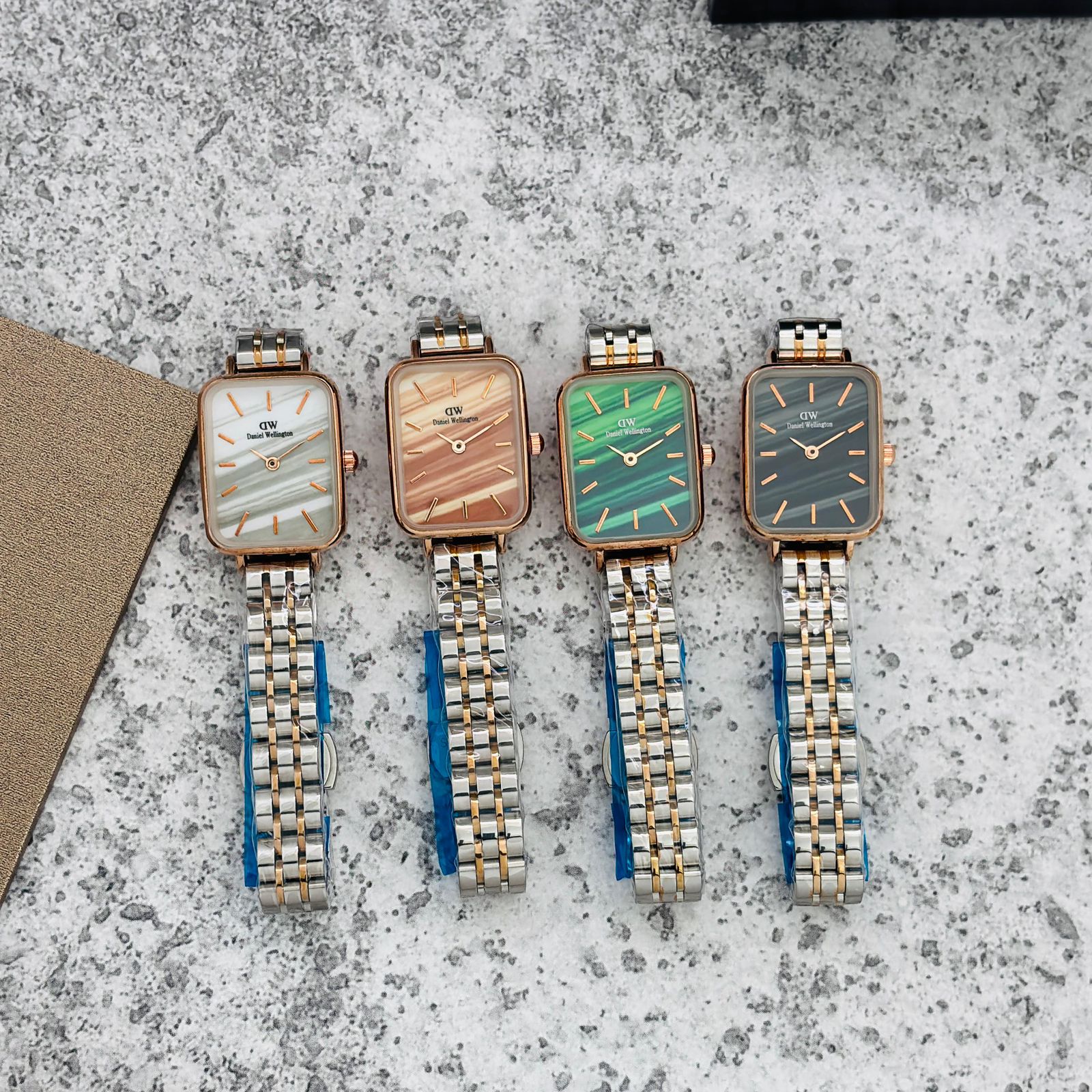 Daniel Wellington Quadro Pressed Ever gold Emerald Women'sWatch - Image 5