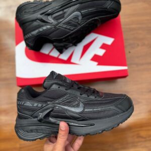 Nike initiators 26 Men's Shoe