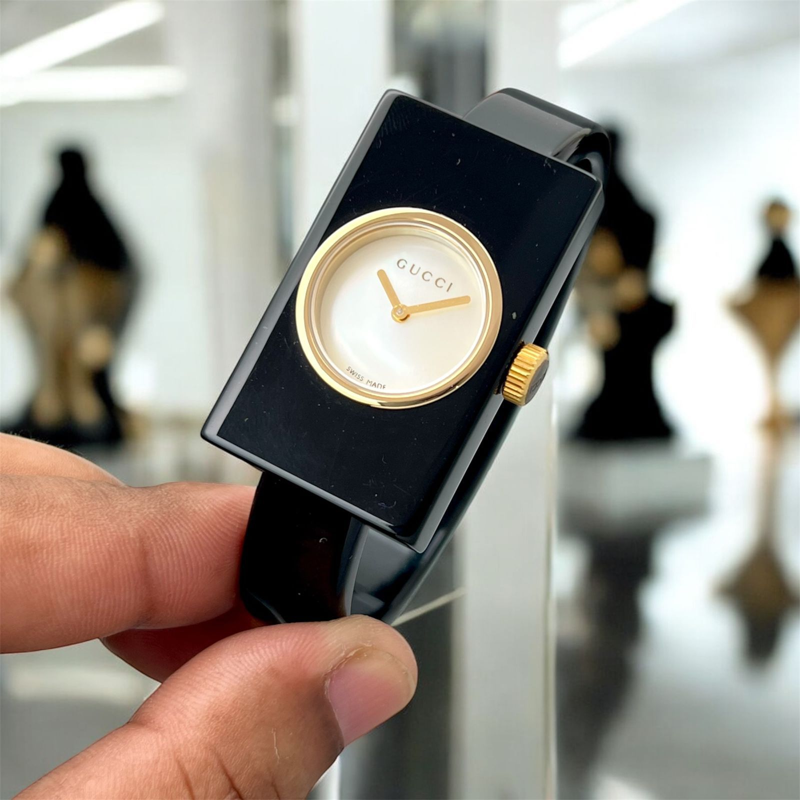 Gucci Plexiglass Women's Watch - Image 5