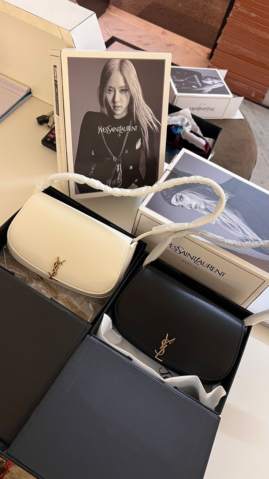 Saint Laurent Mini Voltaire Shoulder Bag - Image 3