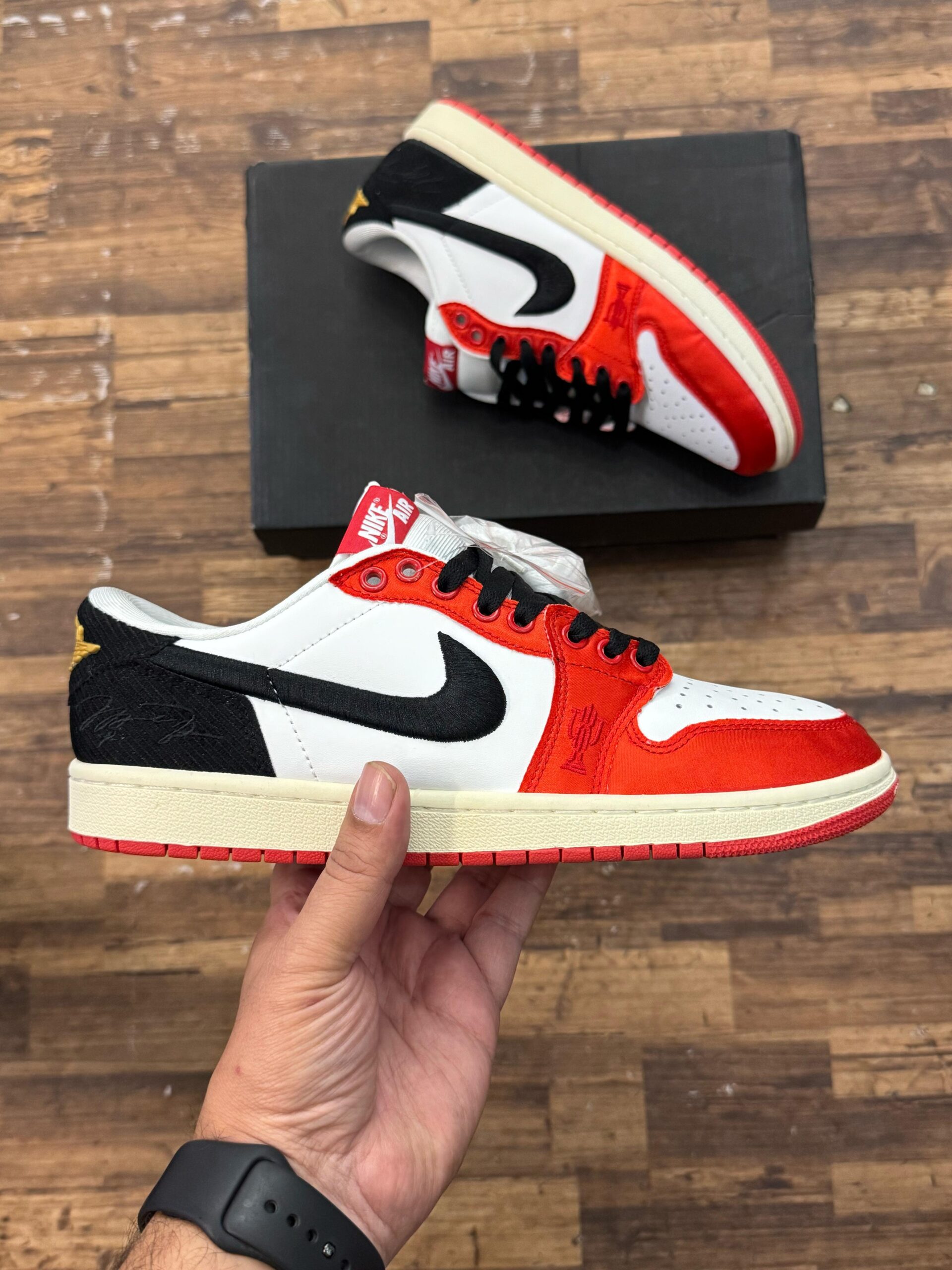 Nike Trophy Room Air Jordan 1 Retro Low Men's Sneakers - Image 2