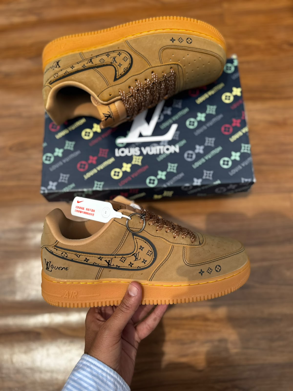 Nike Air Force 1 Low 07 x Louis Vuitton Men's Sneakers - Image 2