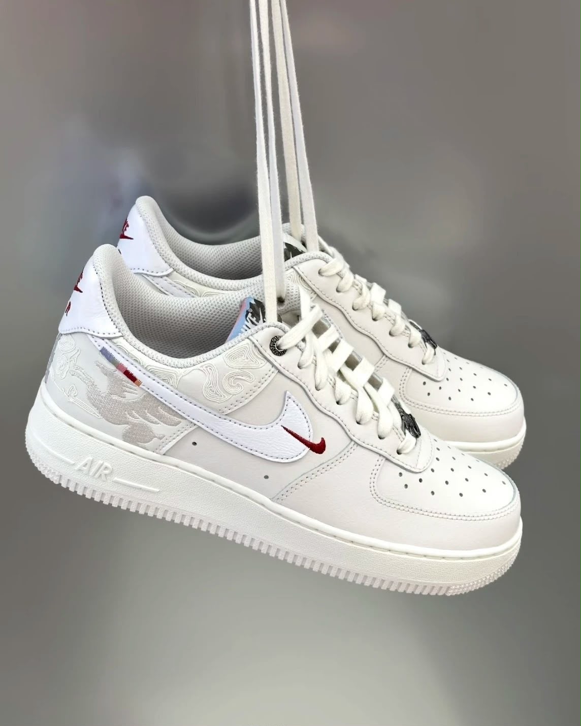 Nike Air Force 1 '07 SE LNY Men's Sneakers - Image 4