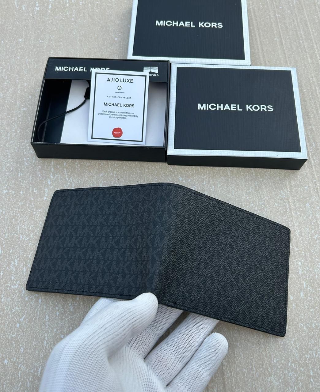 Michael Kors Cooper billfold wallet - Image 3